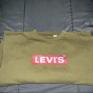 Levi pull over sweater size XL